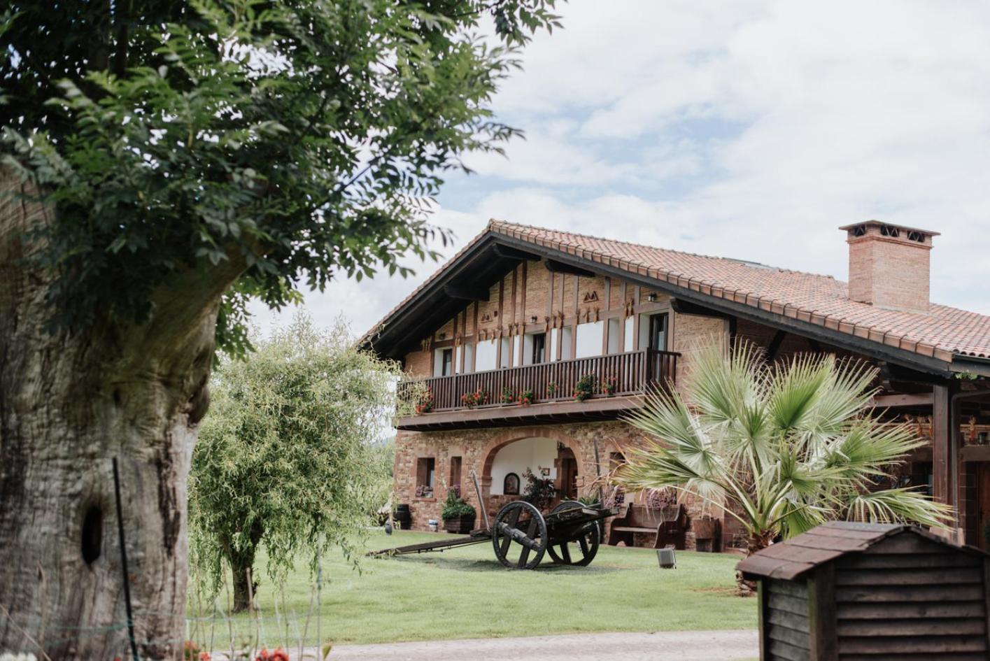 Lezamakoetxe Pension Sopuerta Buitenkant foto
