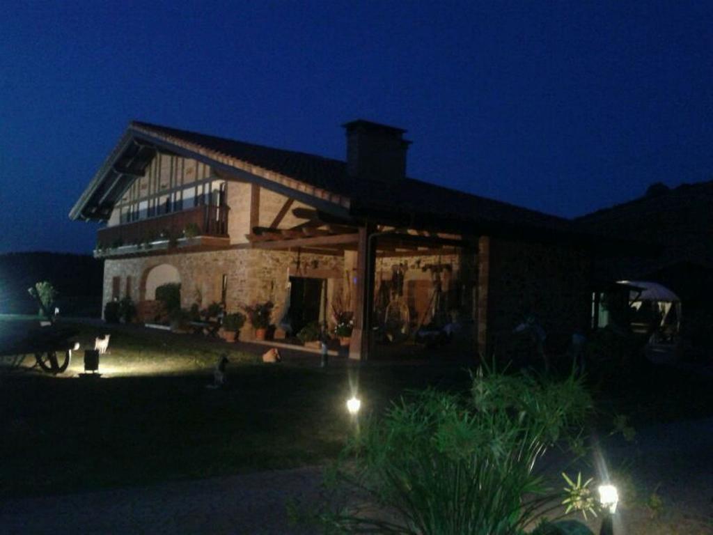 Lezamakoetxe Pension Sopuerta Buitenkant foto